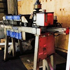 Used filter press, 4 cubic foot